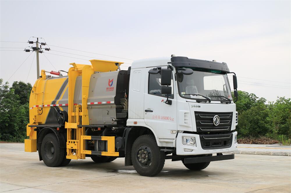 10方餐廚垃圾車-東風(fēng)華神國(guó)六10方廚余泔水餐廚垃圾車廠家（方罐）