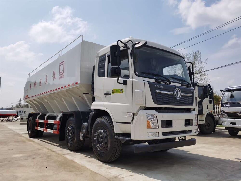 30立方散裝飼料車(chē)-東風(fēng)天錦小三軸30立方散裝飼料車(chē)