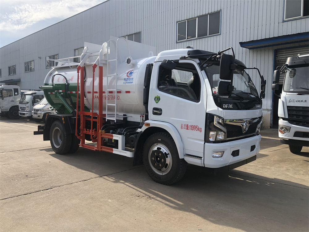 8方餐廚垃圾車-東風(fēng)福瑞卡國(guó)六8方廚余泔水餐廚垃圾車廠家（圓罐）