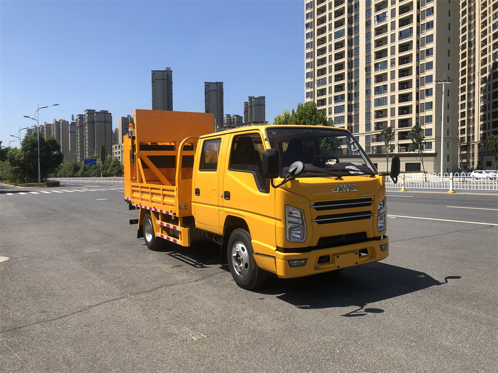 江鈴雙排3360軸距全柴 內(nèi)飾圖