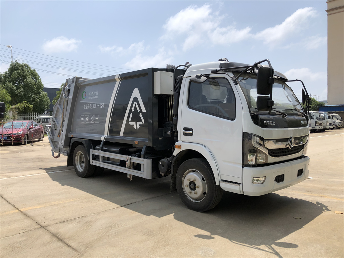 9方北京牌壓縮垃圾車-東風(fēng)可上北京牌9方壓縮式垃圾車廠家價格